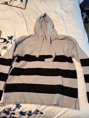 Design History Gray & Black Striped Crewneck Hoodie Sweater